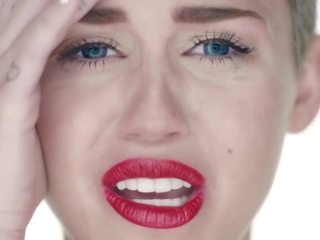 Miley cyrus wrecking palla xxx versione, hd xxx film 3c