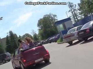 Campus young lady Bumped In The Car