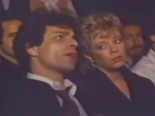 Burlexxx 1984: mugt x çehiýaly kirli film show 8d