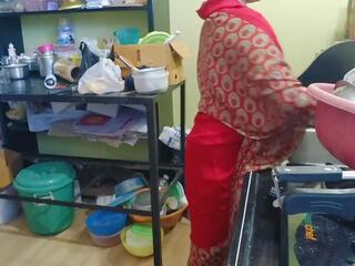Můj bhabhi koketní a já v prdeli ji v kuchyně kdy můj bratr byl ne v domácí